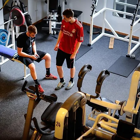 旅馆 费塔恩托梅拉旅馆 *